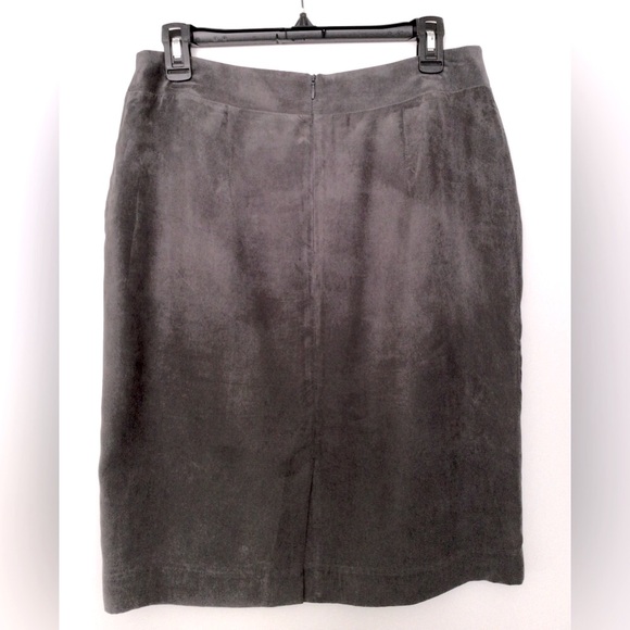 TATUUM Grey PeachSkin-Silky Straight Knee Skirt - EU 38 (US 6) As New - Picture 2 of 4